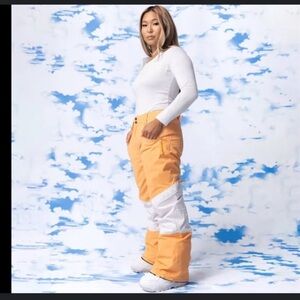ROXY Women's Chloe Kim Woodrose Snow Pants size large brand new‎